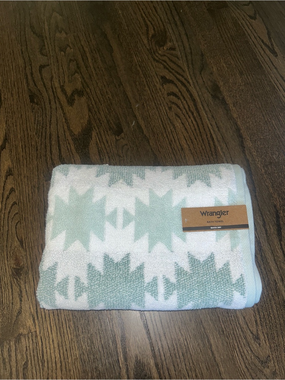 Wrangler Mint Green & White Aztec Pattern Bath Towel